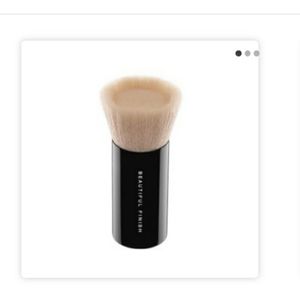 bareMinerals Beautiful Finish Brush